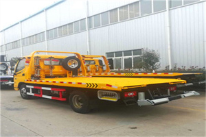 洮北附近拖车救援搭电